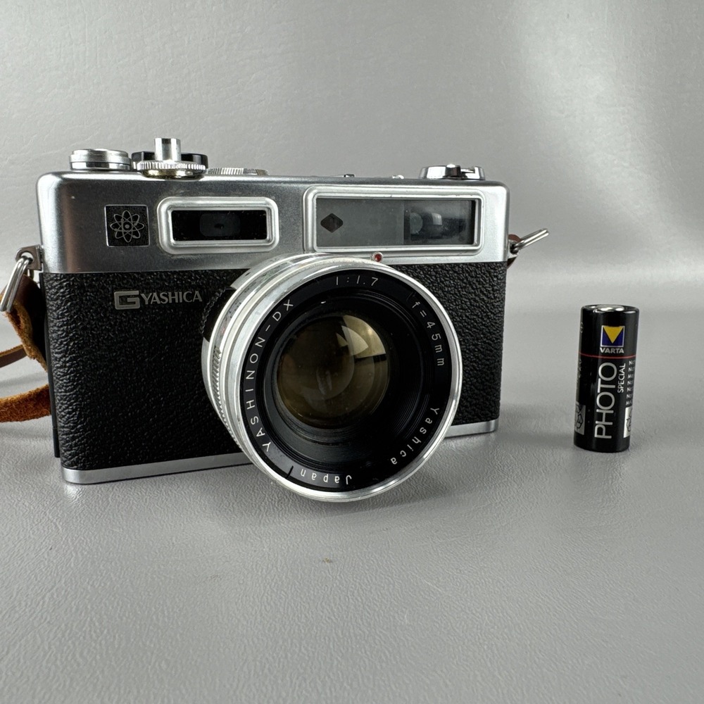 Yashica Electro 35 GSN 35mm Rangefinder Film Camera Works Great READ